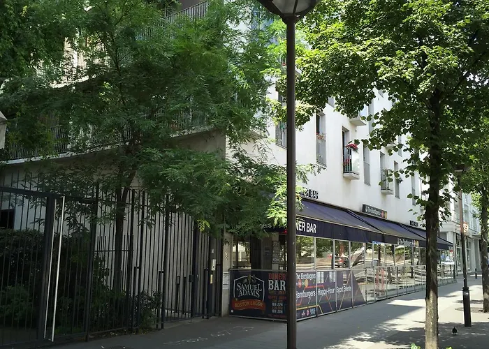 Lumineux Accor Arena 13 Paris